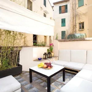  Apartamento Loft Silent Terrace 8 Minutes Duomo