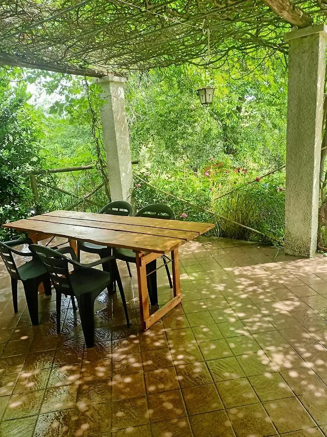 Agriturismo La Locandiera Montemerano 0*,